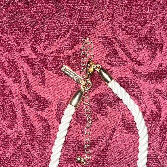 WHBM White Braided Rope Necklace W/ Elegant Pearl and Gold Pendant - Picture 3 of 3